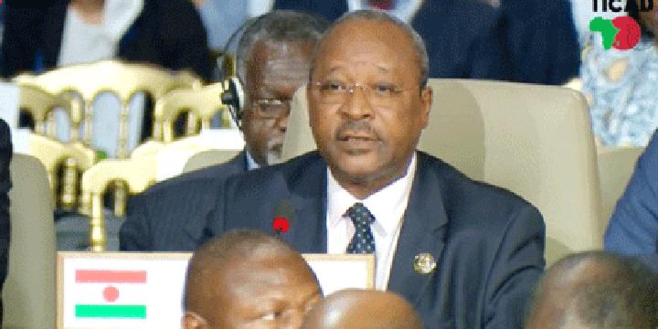 8ème Conférence Internationale de Tokyo sur le Développement de l’Afrique (TICAD), à Tunis (Tunisie) : Le Japon annonce un soutien de 30 milliards de dollars aux pays africains 8ème Conférence Internationale de Tokyo sur le Développement de l’Afrique (TICAD), à Tunis (Tunisie) : Le Japon annonce un soutien de 30 milliards de dollars aux pays africains