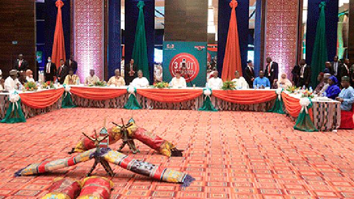 Célébration du 62ème anniversaire de la proclamation de l’Indépendance du Niger : Le Président Mohamed Bazoum offre un dîner de gala à ses hôtes