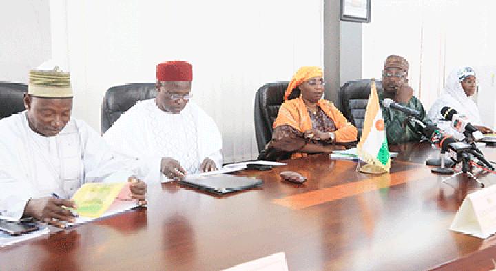 Niamey/ Fin de la mission de pré-évaluation de la campagne agro-sylvo-pastorale et hydraulique 2022 : Tous les postes pluviométriques suivis sont excédentaires et d’importants appuis en intrants ont été alloués aux producteurs Niamey/ Fin de la mission de pré-évaluation de la campagne agro-sylvo-pastorale et hydraulique 2022 : Tous les postes pluviométriques suivis sont excédentaires et d’importants appuis en intrants ont été alloués aux producteurs