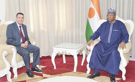 Au cabinet du Premier ministre : Le Chef du gouvernement reçoit l’ambassadeur d’Algérie en fin de mission au Niger Au cabinet du Premier ministre : Le Chef du gouvernement reçoit l’ambassadeur d’Algérie en fin de mission au Niger