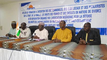 Formation sur les questions des droits de la famille à Dosso : Connaître le droit des femmes et des enfants en matière de divorce ou de répudiation Formation sur les questions des droits de la famille à Dosso : Connaître le droit des femmes et des enfants en matière de divorce ou de répudiation