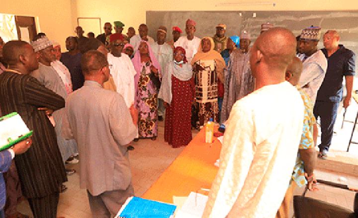 Visite des membres de la Commission du Développement Rural et de l’Environnement de l’Assemblée nationale à Kollo : Evaluation de la mise en œuvre des projets financés par le budget national dans le secteur Visite des membres de la Commission du Développement Rural et de l’Environnement de l’Assemblée nationale à Kollo : Evaluation de la mise en œuvre des projets financés par le budget national dans le secteur