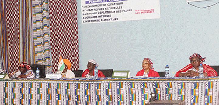 6ème session Assemblée Générale de la fédération et ONG féminines ‘’Kassaï’’ : ‘’Femme et résilience climatique’’, thème central des assises 6ème session Assemblée Générale de la fédération et ONG féminines ‘’Kassaï’’ : ‘’Femme et résilience climatique’’, thème central des assises