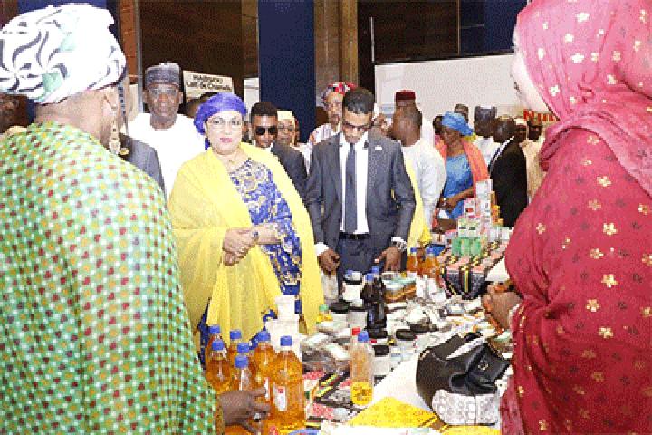 3ème édition du ‘‘mois d’octobre, mois du consommer local» dans l’espace UEMOA, couplée à la 6ème édition du salon 100% Made In Niger : Promouvoir la culture de la consommation des produits locaux 3ème édition du ‘‘mois d’octobre, mois du consommer local» dans l’espace UEMOA, couplée à la 6ème édition du salon 100% Made In Niger : Promouvoir la culture de la consommation des produits locaux