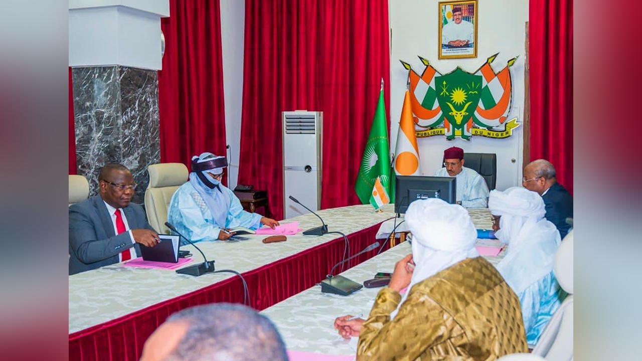 Le Président Mohamed Bazoum préside une réunion du Conseil National de Sécurité Le Président Mohamed Bazoum préside une réunion du Conseil National de Sécurité