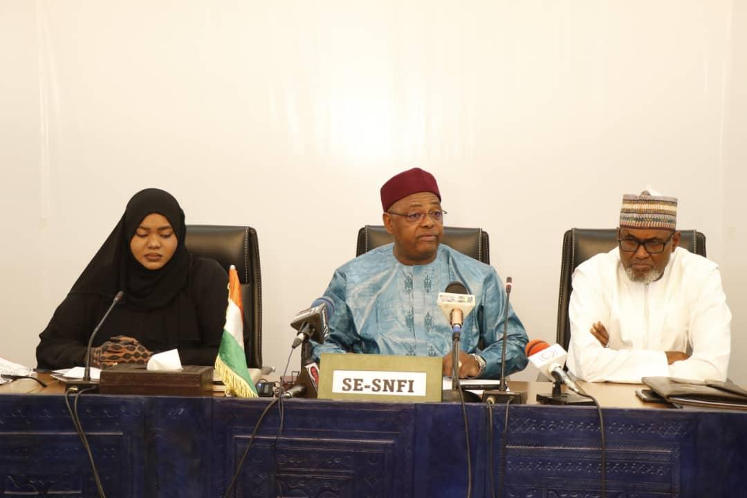 Niger : Le ministère des finances initie, à Niamey, un atelier de sensibilisation sur la finance islamique à l’endroit des Ulémas Niger : Le ministère des finances initie, à Niamey, un atelier de sensibilisation sur la finance islamique à l’endroit des Ulémas