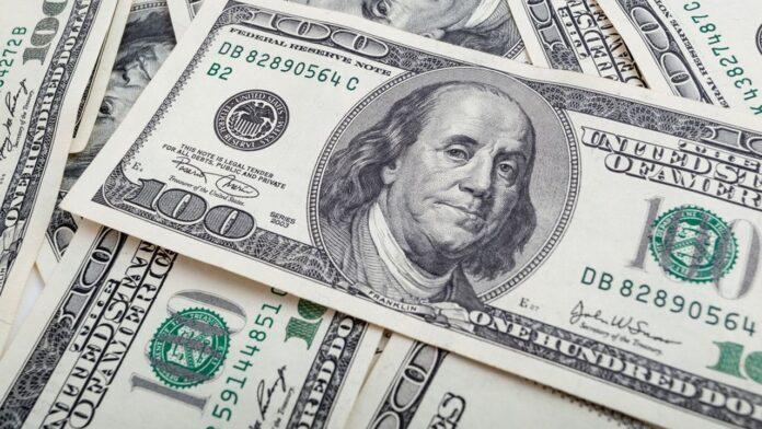 Le coût élevé du dollar est actuellement le principal risque pour les économies africaines Le coût élevé du dollar est actuellement le principal risque pour les économies africaines