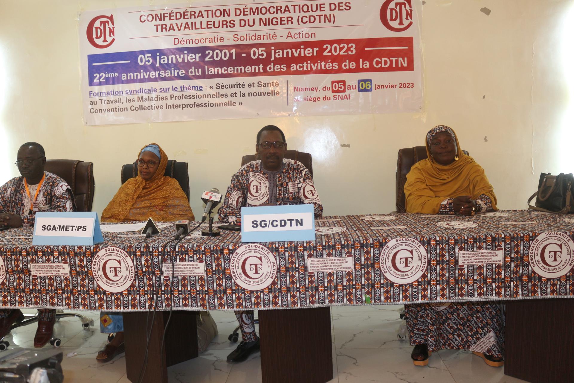 Syndicalisme : La CDTN célèbre le 22e anniversaire du lancement de ses activités Syndicalisme : La CDTN célèbre le 22e anniversaire du lancement de ses activités