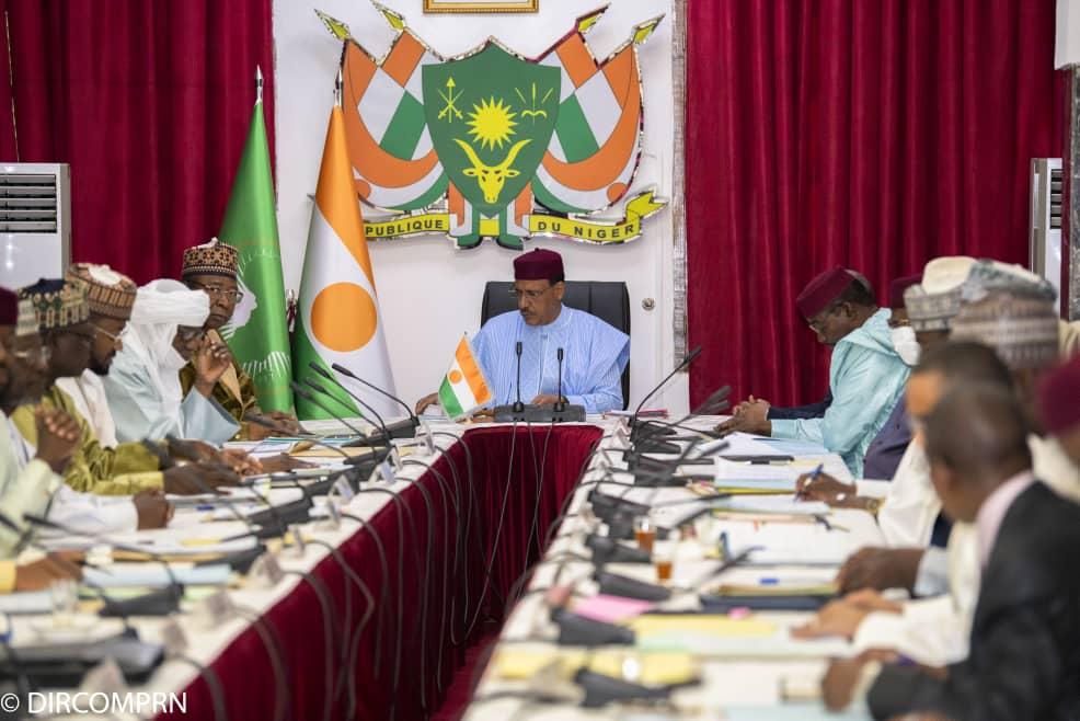 le gouvernement actualise les textes portant création de l’école des Mines de l’Air ‘’EMAIR'' le gouvernement actualise les textes portant création de l’école des Mines de l’Air ‘’EMAIR''