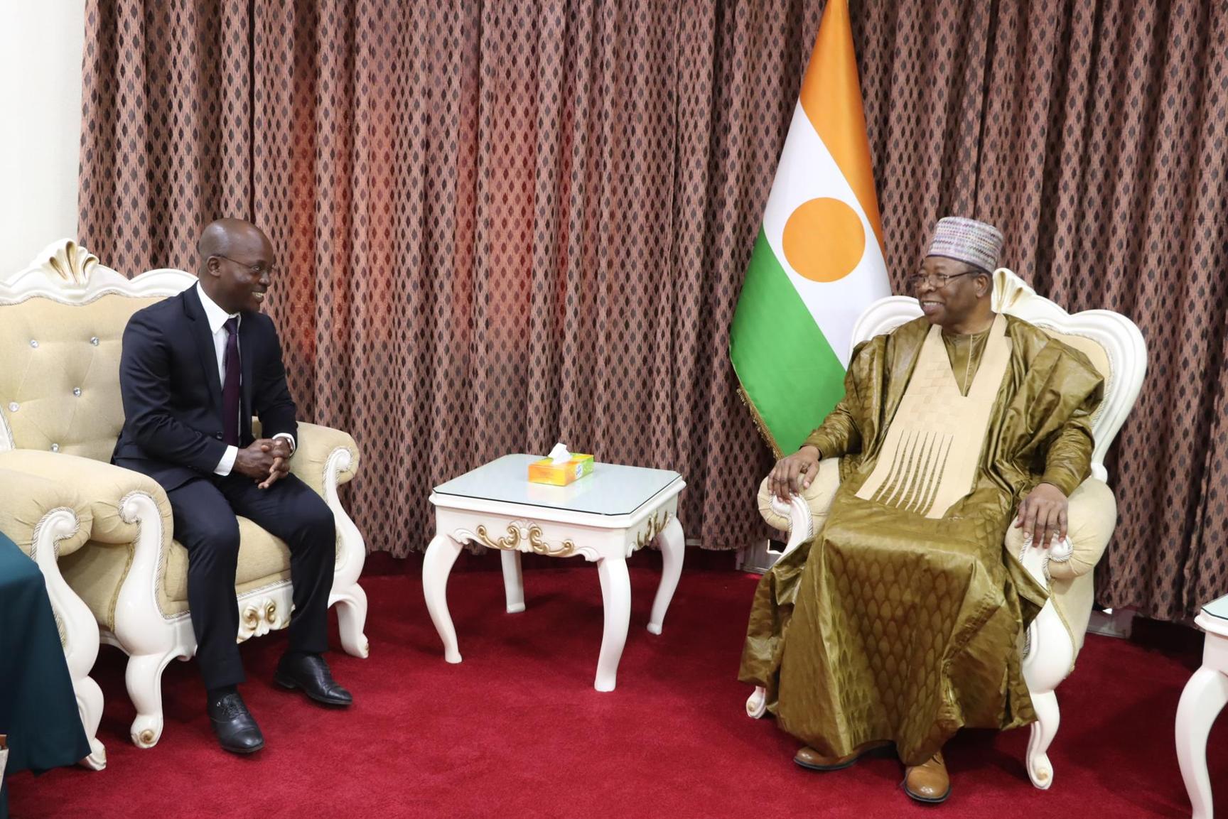 Une délégation de MasterCard foundation reçue par le Premier Ministre Une délégation de MasterCard foundation reçue par le Premier Ministre