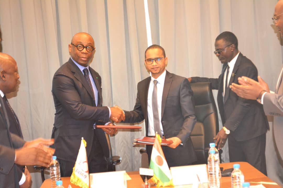 Le Niger et la BOAD signent 5 accords de prêt et de don d’environ 90 milliards de francs CFA