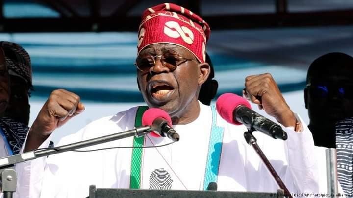 Élection présidentielle au Nigéria : Le Président de la République félicité le nouveau Président élu Élection présidentielle au Nigéria : Le Président de la République félicité le nouveau Président élu