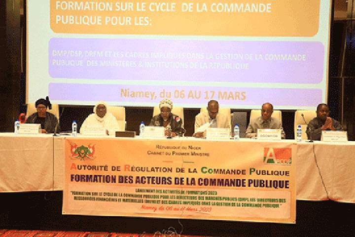 Formation des acteurs de la commande Publique : Renforcement de capacités de 150 cadres en charge de la préparation et de l’exécution de la commande publique Formation des acteurs de la commande Publique : Renforcement de capacités de 150 cadres en charge de la préparation et de l’exécution de la commande publique
