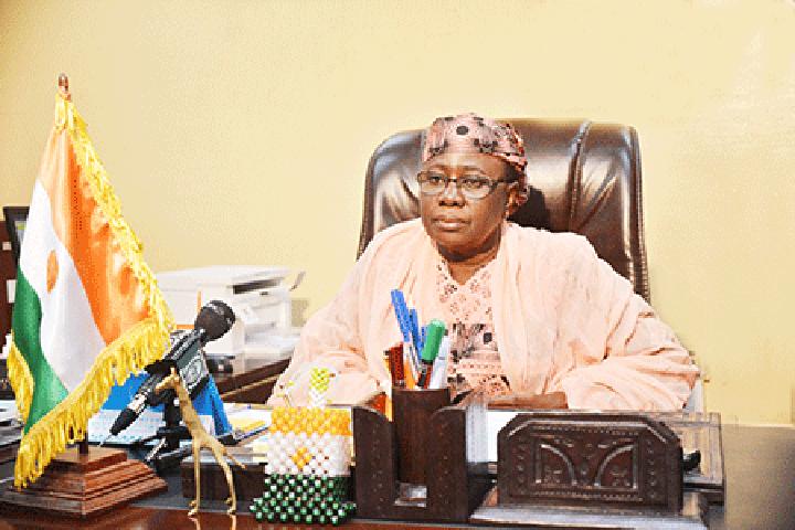 Journée Internationale de la Femme au Niger : la Ministre de la Promotion de la Femme appelle à la promotion de l’éducation et la formation des filles et des femmes dans le numérique Journée Internationale de la Femme au Niger : la Ministre de la Promotion de la Femme appelle à la promotion de l’éducation et la formation des filles et des femmes dans le numérique