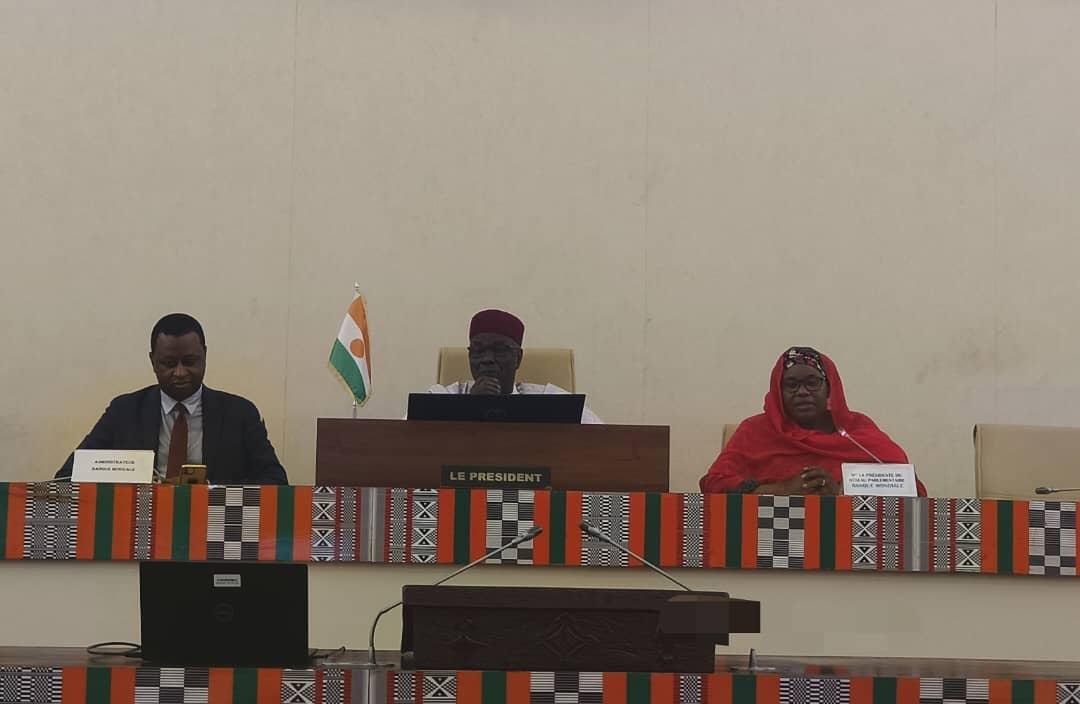 Le réseau Parlementaire pour la Banque Mondiale et le FMI organise un atelier du renforcement des capacités à Niamey Le réseau Parlementaire pour la Banque Mondiale et le FMI organise un atelier du renforcement des capacités à Niamey