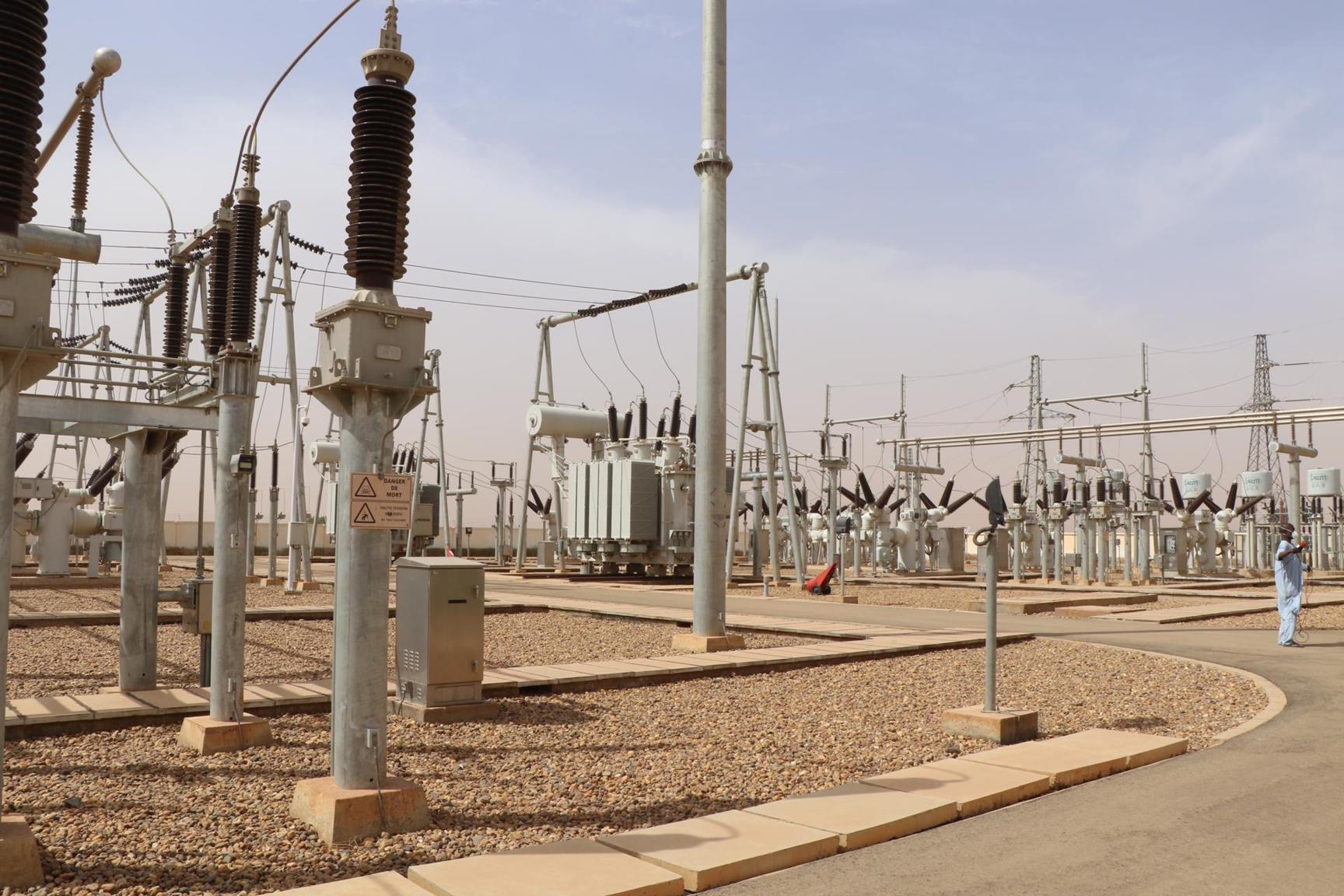 An 2 du Président Bazoum, énergie : le taux d’accès des ménages à l’électricité est passé de 14,7% en 2020 à 18,75% en 2022 An 2 du Président Bazoum, énergie : le taux d’accès des ménages à l’électricité est passé de 14,7% en 2020 à 18,75% en 2022