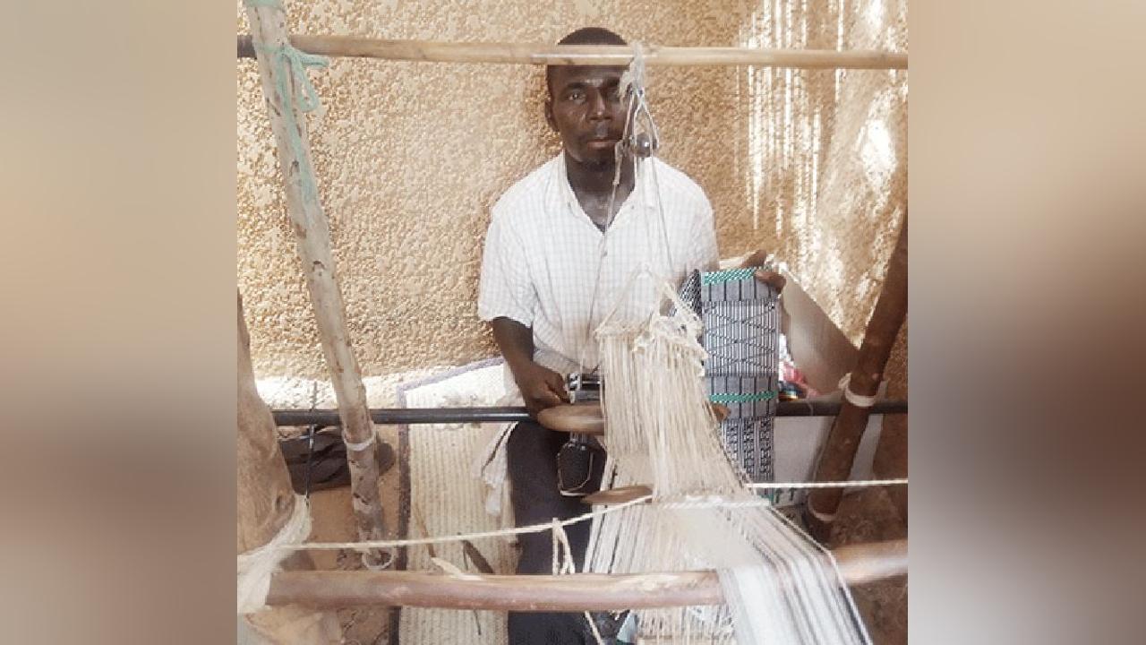 Artisanat : Encourager les jeunes à être utiles pour eux-mêmes et pour le pays Artisanat : Encourager les jeunes à être utiles pour eux-mêmes et pour le pays