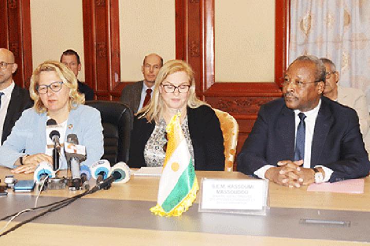 L’Allemagne réaffirme son soutien au Niger avec l’annonce de la réalisation de deux projets pour près de 60 millions d’euros L’Allemagne réaffirme son soutien au Niger avec l’annonce de la réalisation de deux projets pour près de 60 millions d’euros