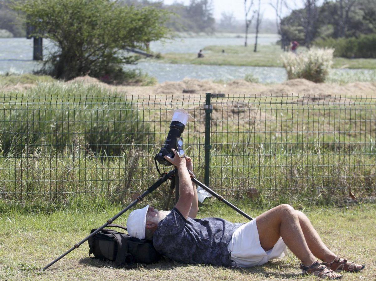 Éclipse solaire hybride : un spectacle rare dans le ciel Éclipse solaire hybride : un spectacle rare dans le ciel