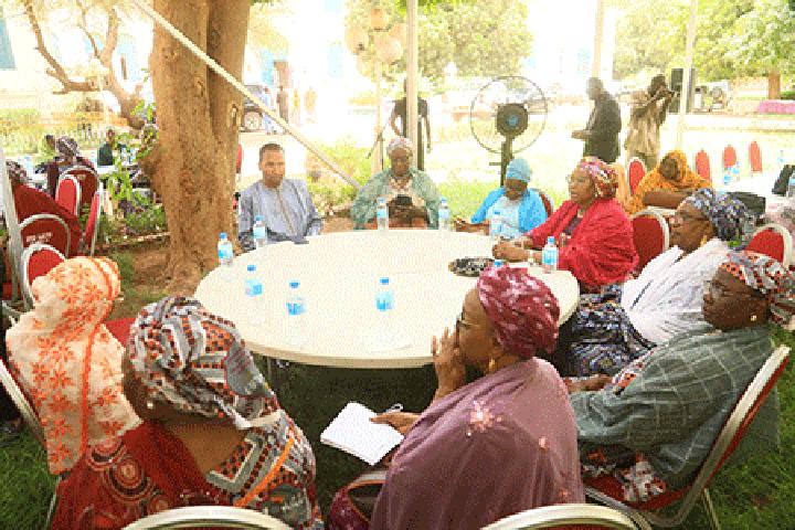 Célébration de la Journée nationale de la femme nigérienne : Le Collectif des femmes du Cabinet du Président de la République organise un déjeuner-débat Célébration de la Journée nationale de la femme nigérienne : Le Collectif des femmes du Cabinet du Président de la République organise un déjeuner-débat
