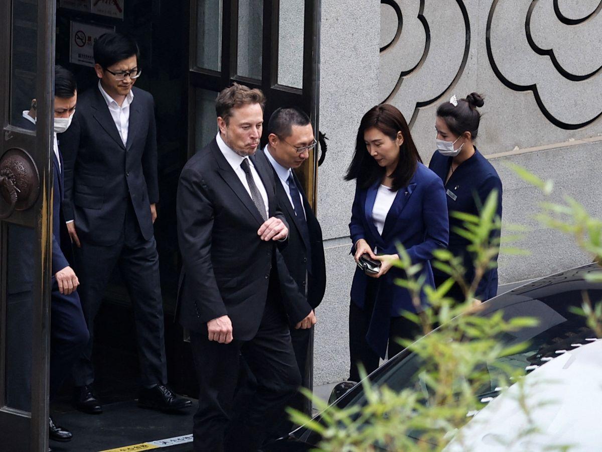 La visite d'Elon Musk en Chine déclenche une tempête médiatique sur les réseaux sociaux chinois La visite d'Elon Musk en Chine déclenche une tempête médiatique sur les réseaux sociaux chinois