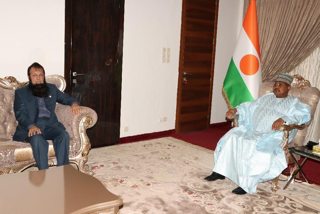 Le président du parlement reçoit l'ambassadeur du Pakistan auprès de la République du Niger Le président du parlement reçoit l'ambassadeur du Pakistan auprès de la République du Niger