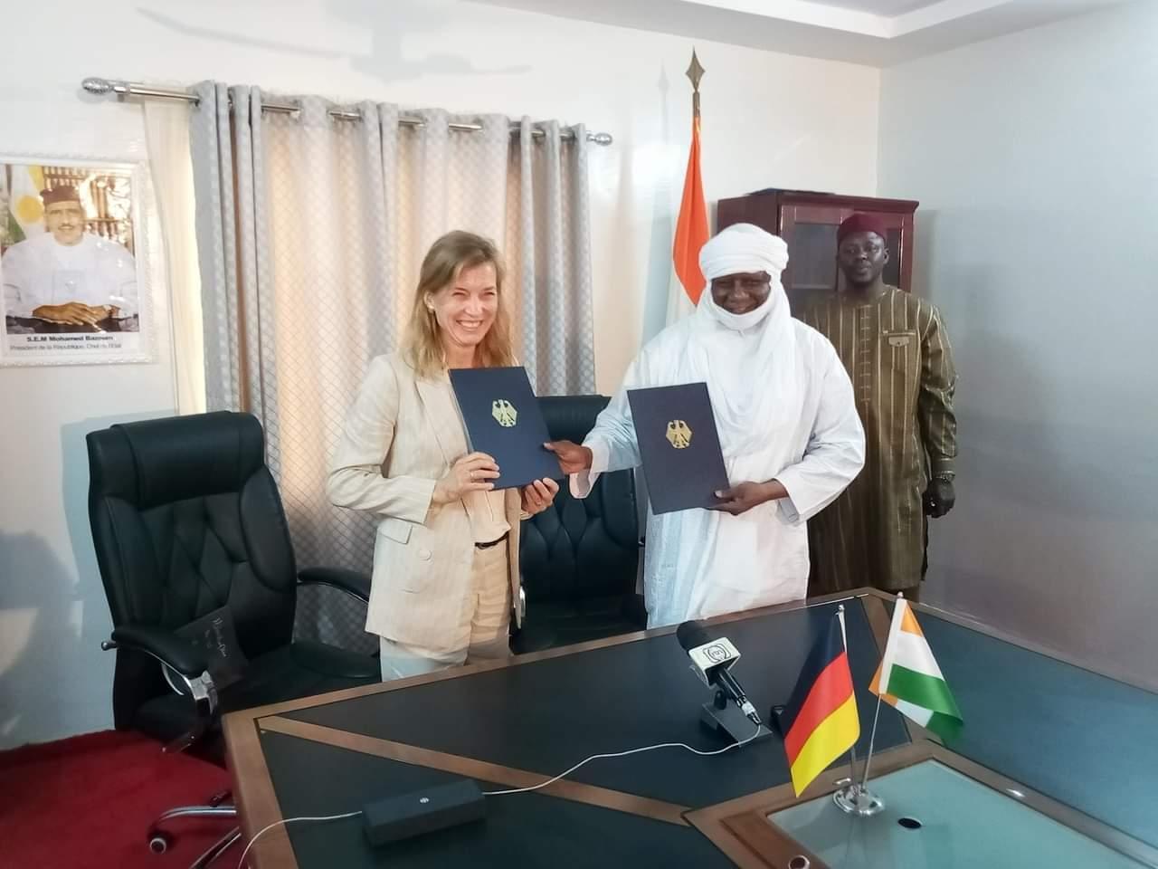Niger-Allemagne : coup d'envoi de la construction d'un hôpital de référence militaire en août prochain Niger-Allemagne : coup d'envoi de la construction d'un hôpital de référence militaire en août prochain