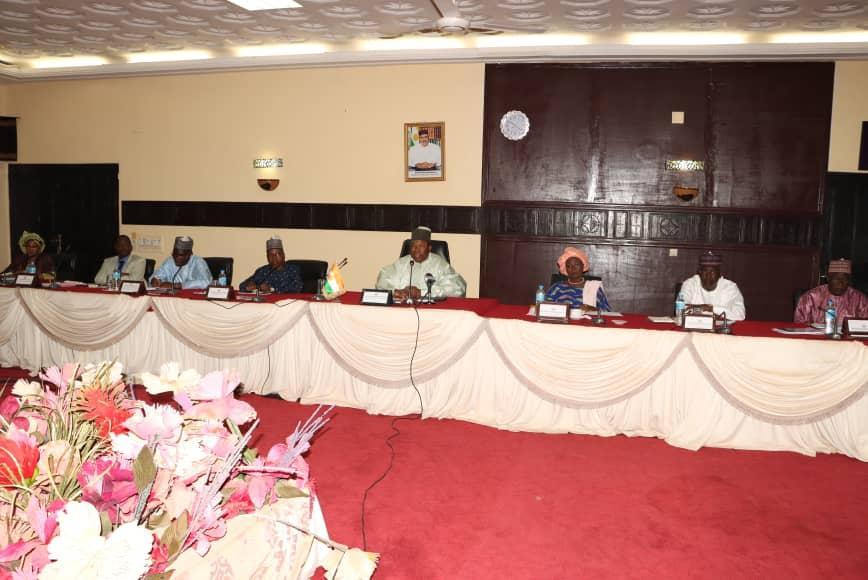 Niamey : La mise en œuvre des projets financés par la Banque Mondiale au centre d'un séminaire gouvernemental Niamey : La mise en œuvre des projets financés par la Banque Mondiale au centre d'un séminaire gouvernemental