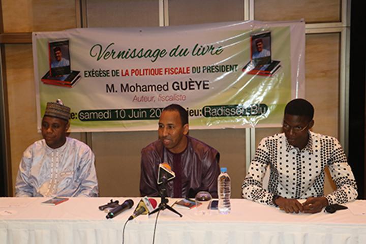 Littérature : Vernissage du premier ouvrage de M. Mohamed Guèye intitulé «Exégèse de la politique fiscale du Président» Littérature : Vernissage du premier ouvrage de M. Mohamed Guèye intitulé «Exégèse de la politique fiscale du Président»