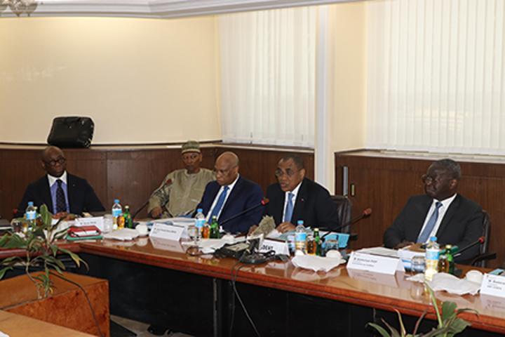 Session ordinaire du Conseil des ministres de l’UEMOA, au titre de l’année 2023 : Les membres du Conseil examinent et adoptent plusieurs projets Session ordinaire du Conseil des ministres de l’UEMOA, au titre de l’année 2023 : Les membres du Conseil examinent et adoptent plusieurs projets