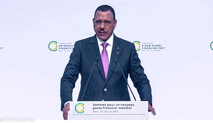 Discours prononcé par le Président de la République à l’ouverture du Sommet pour un Nouveau Pacte Financier Mondial à Paris : «Il y a pour nous donc une urgence à court terme dans l’urgence globale, celle de mobiliser les fonds pour répondre à notre impératif de développement et à nos défis démographique et sécuritaire» Discours prononcé par le Président de la République à l’ouverture du Sommet pour un Nouveau Pacte Financier Mondial à Paris : «Il y a pour nous donc une urgence à court terme dans l’urgence globale, celle de mobiliser les fonds pour répondre à notre impératif de développement et à nos défis démographique et sécuritaire»