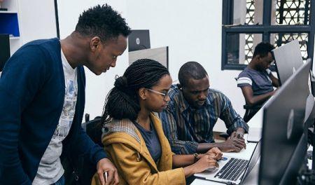 En Afrique, les levées de fonds des start-up ont chuté de 52,4 % au 1er semestre 2023, à 1,19 milliard $ (Disrupt Africa) En Afrique, les levées de fonds des start-up ont chuté de 52,4 % au 1er semestre 2023, à 1,19 milliard $ (Disrupt Africa)