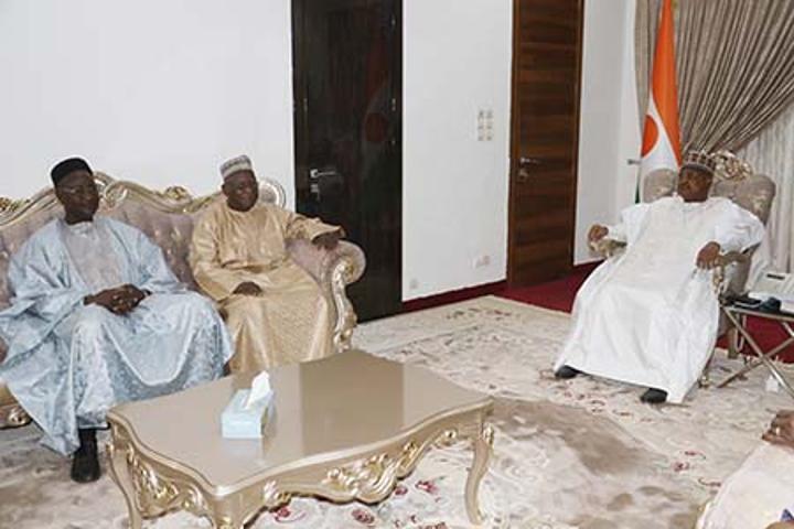 Assemblée nationale : Le président de l’institution reçoit le Secrétaire Générale de l’Union parlementaire africaine (UPA) Assemblée nationale : Le président de l’institution reçoit le Secrétaire Générale de l’Union parlementaire africaine (UPA)