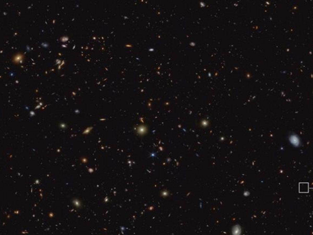 Le télescope James Webb détecte de la poussière de graphite et de diamant dans les premières galaxies de l'Univers Le télescope James Webb détecte de la poussière de graphite et de diamant dans les premières galaxies de l'Univers
