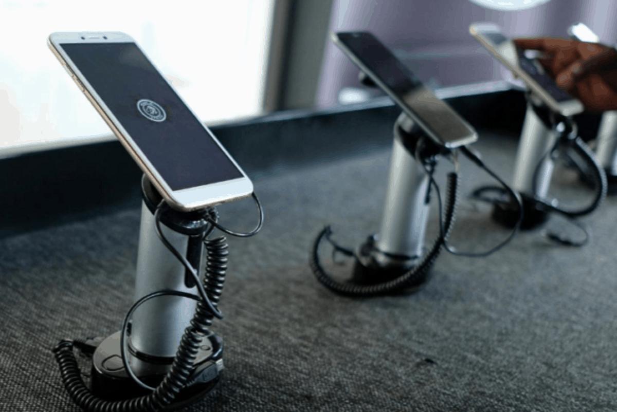 En Afrique, la fabrication locale des smartphones peut être une option viable avec l’appui fiscal des gouvernements En Afrique, la fabrication locale des smartphones peut être une option viable avec l’appui fiscal des gouvernements