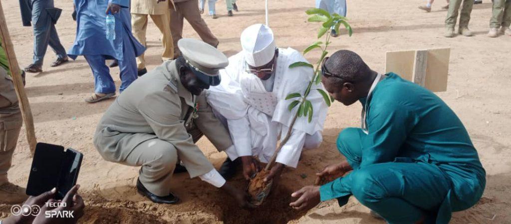Fête nationale de l’indépendance du Niger à Agadez : Les autorités régionales d’Agadez appellent la population à une prise de conscience sur les défis environnementaux Fête nationale de l’indépendance du Niger à Agadez : Les autorités régionales d’Agadez appellent la population à une prise de conscience sur les défis environnementaux