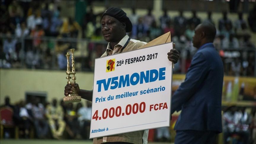 France: Des artistes nigériens réagissent à France: Des artistes nigériens réagissent à