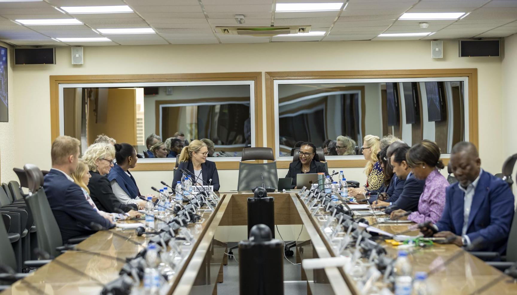 Afrique : Une délégation de Swedfund à la BAD pour un partenariat plus étroit Afrique : Une délégation de Swedfund à la BAD pour un partenariat plus étroit
