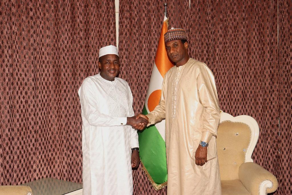 Le Premier ministre reçoit l'ambassadeur du Tchad au Niger Le Premier ministre reçoit l'ambassadeur du Tchad au Niger