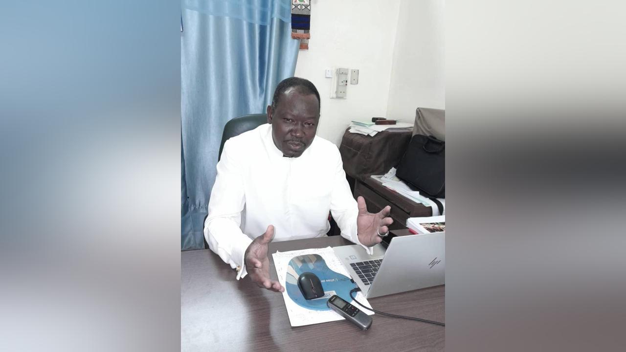 M. Tinni Younoussa, secrétaire général de l’Association des professionnels de l’Aménagement des Villes et BTP (APAV/BTP), ancien SG du Conseil de l’Ordre des architectes du Niger : « Au lieu que l’urbanisation court derrière l’urbanisme, c’est plutôt l’urbanisme qui court derrière l’urbanisation à Niamey » M. Tinni Younoussa, secrétaire général de l’Association des professionnels de l’Aménagement des Villes et BTP (APAV/BTP), ancien SG du Conseil de l’Ordre des architectes du Niger : « Au lieu que l’urbanisation court derrière l’urbanisme, c’est plutôt l’urbanisme qui court derrière l’urbanisation à Niamey »