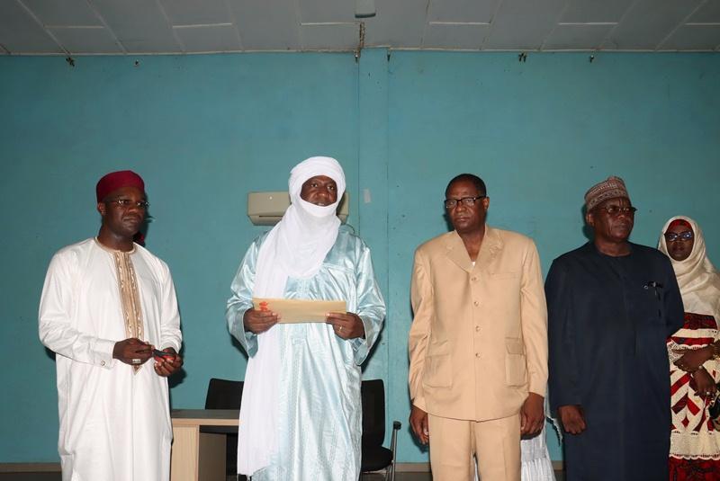 Niamey : Le Ministre de la Communication, des Postes et de l’Economique Numérique lance officiellement le concours d’entrée à l’ESSCOM Niamey : Le Ministre de la Communication, des Postes et de l’Economique Numérique lance officiellement le concours d’entrée à l’ESSCOM