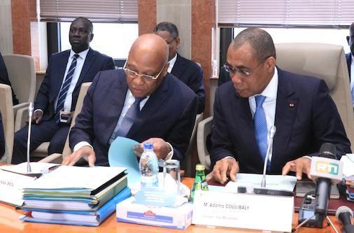 Adama Coulibaly salue la résilience des économies de l’UEMOA dont « la croissance est attendue à 5,6% pour 2023 » Adama Coulibaly salue la résilience des économies de l’UEMOA dont « la croissance est attendue à 5,6% pour 2023 »