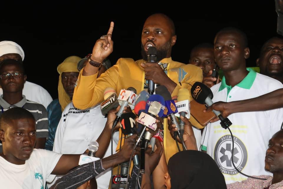 Meeting populaire au rond point Escadrille : L’activiste panafricaniste Kémi Séba apporte le soutien du peuple beninois au Niger Meeting populaire au rond point Escadrille : L’activiste panafricaniste Kémi Séba apporte le soutien du peuple beninois au Niger