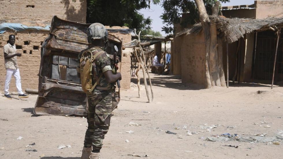 au moins 60 soldats morts lors d'attaques à l'Ouest, en pleine hausse de l’insécurité au moins 60 soldats morts lors d'attaques à l'Ouest, en pleine hausse de l’insécurité