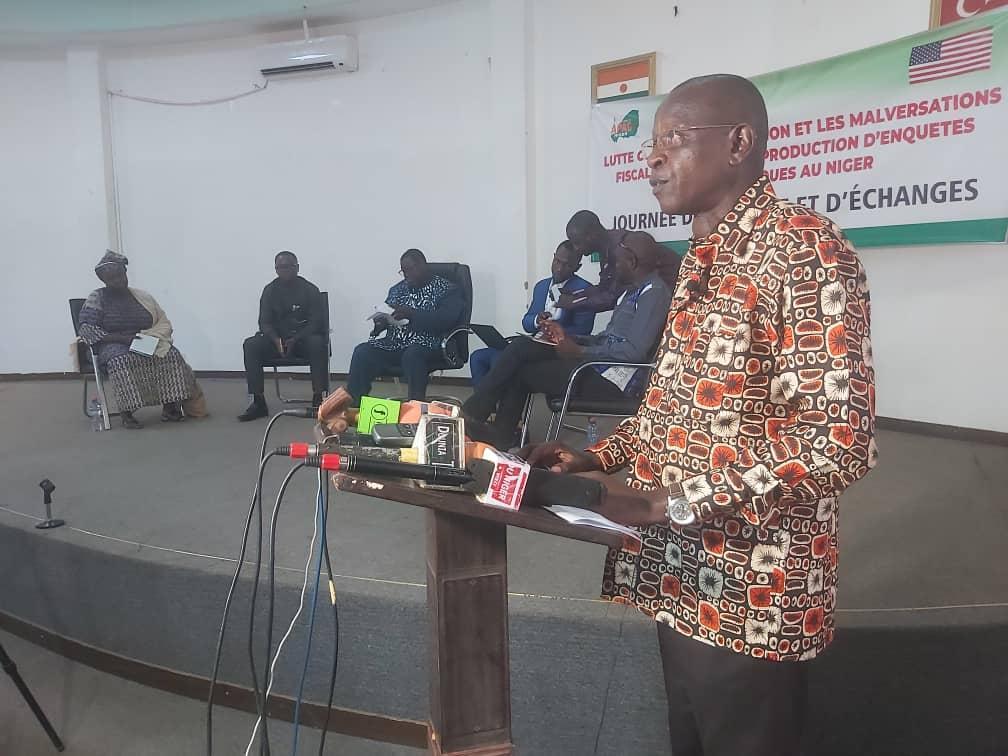 Clôture du programme d’investigation au Niger : La lutte contre la corruption et les malversations fiscales à travers la production d’enquête journalistique au Niger Clôture du programme d’investigation au Niger : La lutte contre la corruption et les malversations fiscales à travers la production d’enquête journalistique au Niger