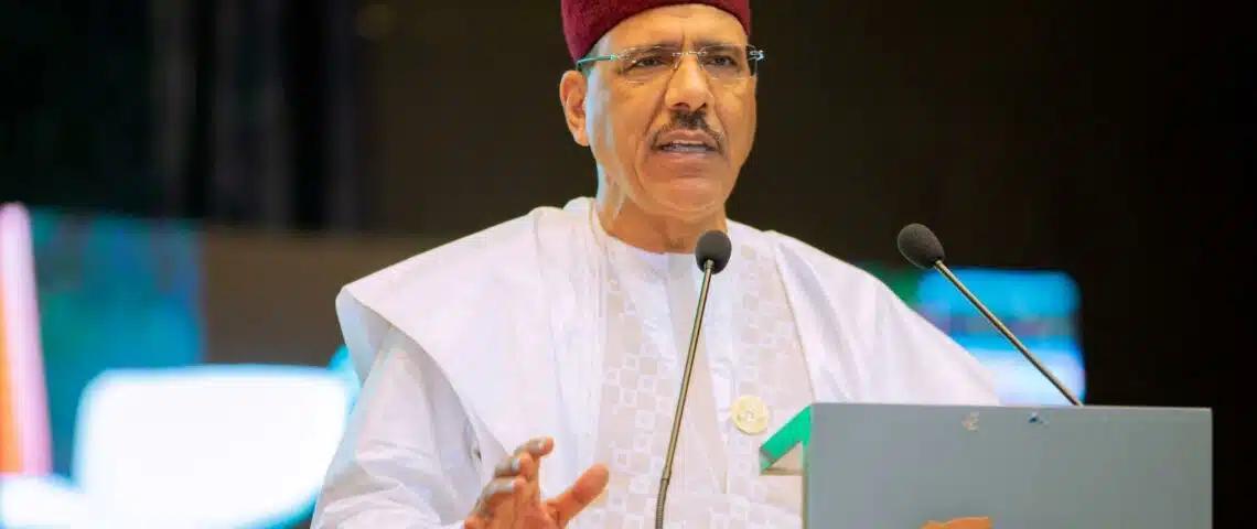 Mohamed Bazoum en bonne santé, selon son médecin personnel Mohamed Bazoum en bonne santé, selon son médecin personnel