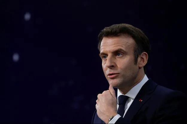 Emmanuel Macron s’inquiète de la situation du président Mohamed Bazoum Emmanuel Macron s’inquiète de la situation du président Mohamed Bazoum