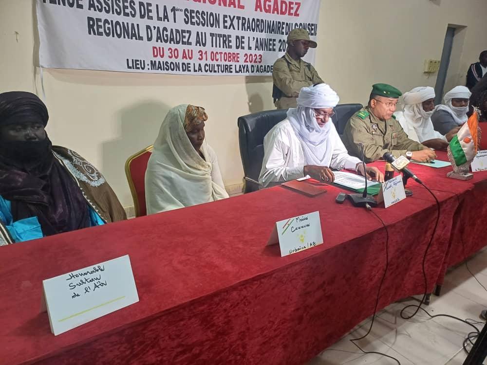 Fin de la session Extraordinaire du Conseil Régional d’Agadez : Adoption de plusieurs recommandations et motions spéciales Fin de la session Extraordinaire du Conseil Régional d’Agadez : Adoption de plusieurs recommandations et motions spéciales