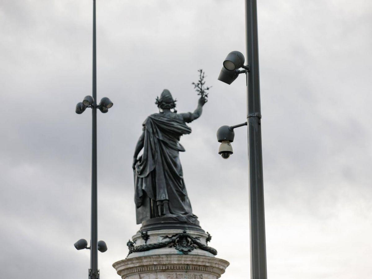 Affaire Briefcam : qu'est-ce que la vidéosurveillance algorithmique ? Affaire Briefcam : qu'est-ce que la vidéosurveillance algorithmique ?