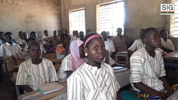 Education : Port du Faso Danfani en milieu scolaire, une réalité dans plusieurs établissements Education : Port du Faso Danfani en milieu scolaire, une réalité dans plusieurs établissements